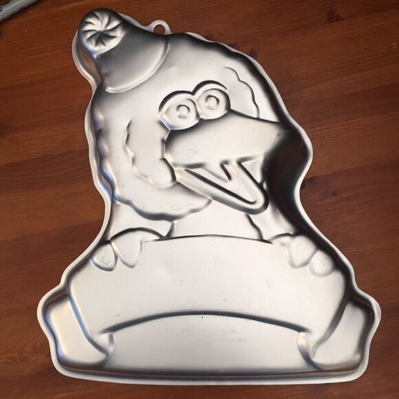 Wilton Big Bird Sesame Street Cake Pan 2105-3654 - Picture 10 of 11